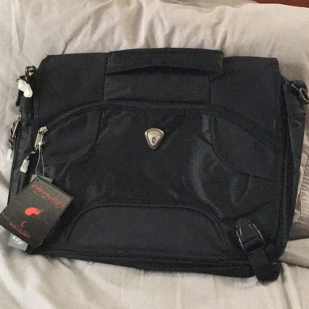 California Pak Bag Brand New With Tags